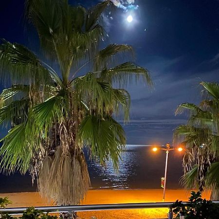 Durres Strand Direkt Am Meer Exteriér fotografie