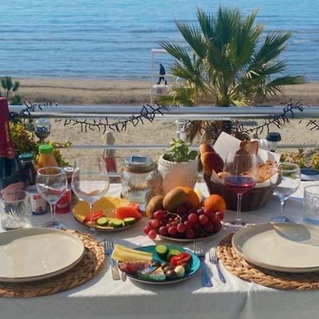 Durres Strand Direkt Am Meer Exteriér fotografie